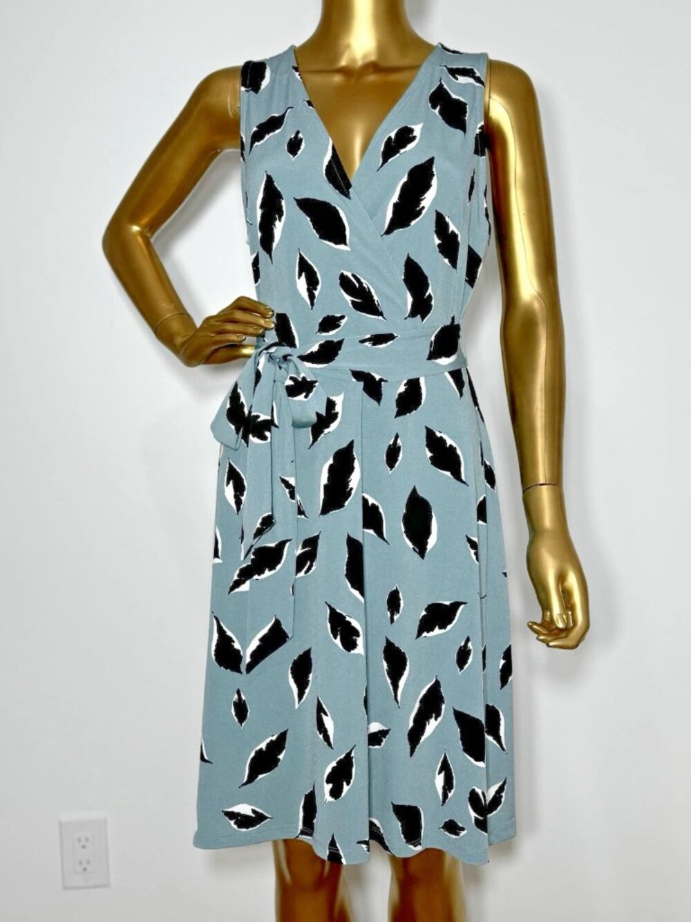 Ann Taylor Small Faux Wrap Sleeveless V-Neck Stretch Teal Short Dress Belted